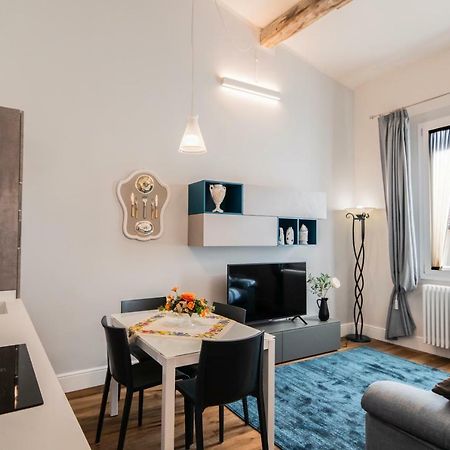 Oltrarno Lily Suite Florencja Zewnętrze zdjęcie